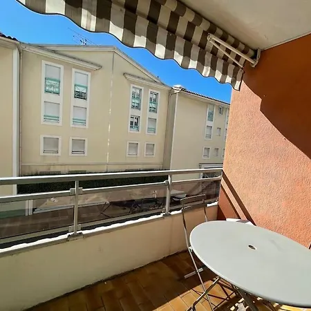 St Raphael Cote D'azur T2 Et Parking Et Terrasse Apartament *