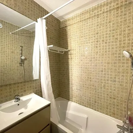 Apartament St Raphael Cote D'azur T2 Et Parking Et Terrasse